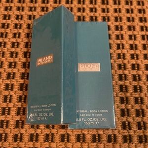 MICHAEL KORS Island Blue Body Lotion
